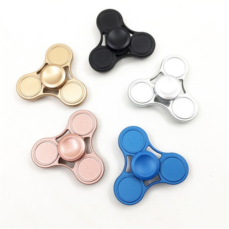 ECUBEE EDC Fidget Spinner Gadget Hand Spinner Tri Spinner Finger Focus Reduce Stress Gadget