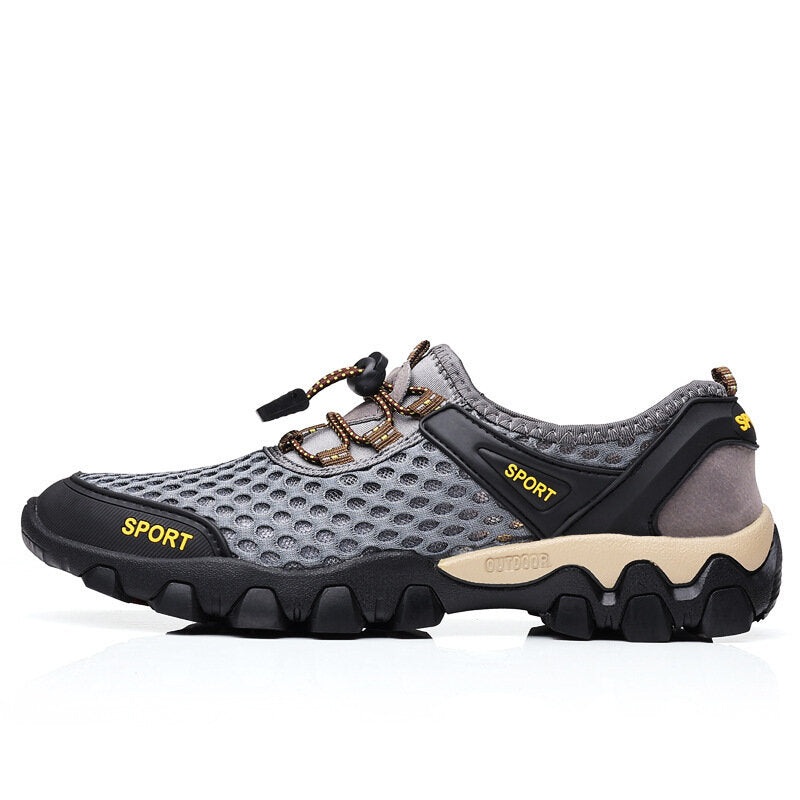 Summer New Men’s Wading Shoes Breathable Non-slip Bend Resistant Outdoor Casual Shoes Sports Shoes Suitable For Outdoors Camping Wading