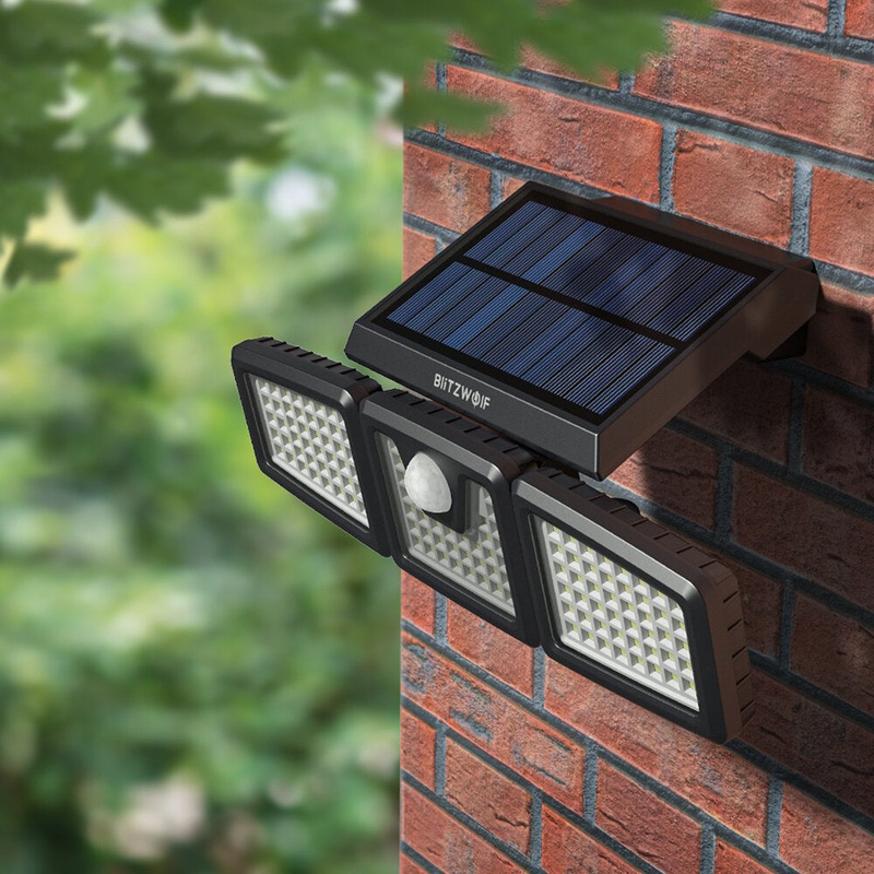 BlitzWolf BW-OLT4 Rotatable 3 Heads Adjustable Waterproof 120PIR Sensor Solar Flood Light 6500K White Light