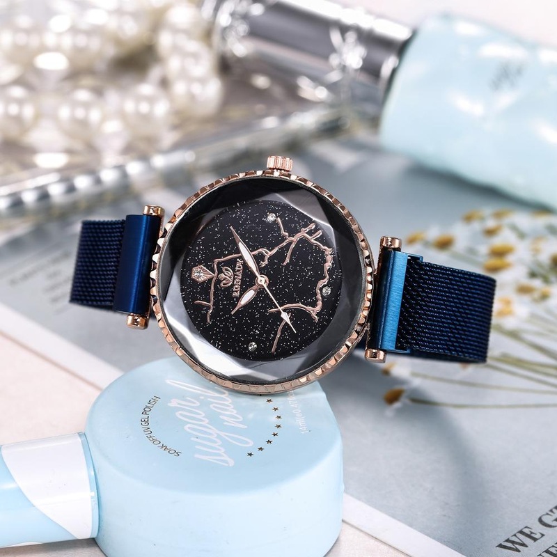 Luxury Simple Starry Sky Quartz Watch Crystal Lady Dress Fashion Women Watch