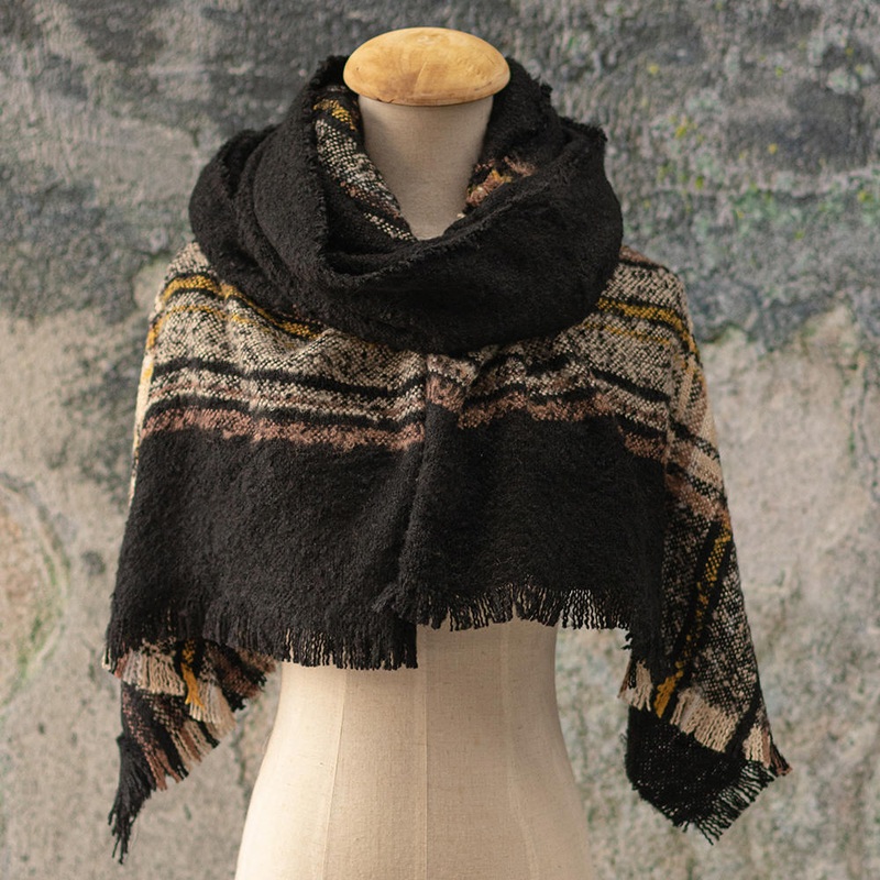 Women Scarf Shawl Wrap Buttoned Retro Crochet Wrap With Ethnic Custom