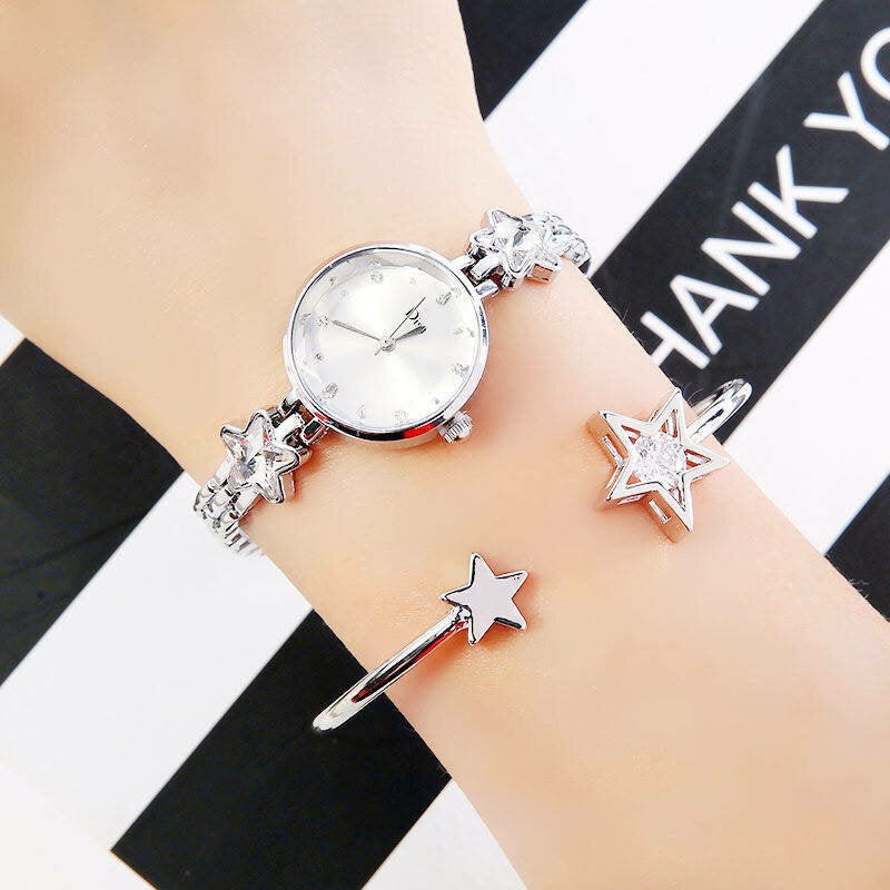 Fashion Luxury Elegant Crystal Lucky Star Pattern Ladies Bracelet Wristwatches Quartz Watch