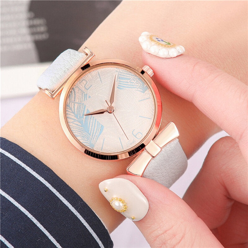 Fashionable Funny Trendy Women Watches Tree Pattern Dial Rose Gold Alloy Case Leather Band Quartz Watch