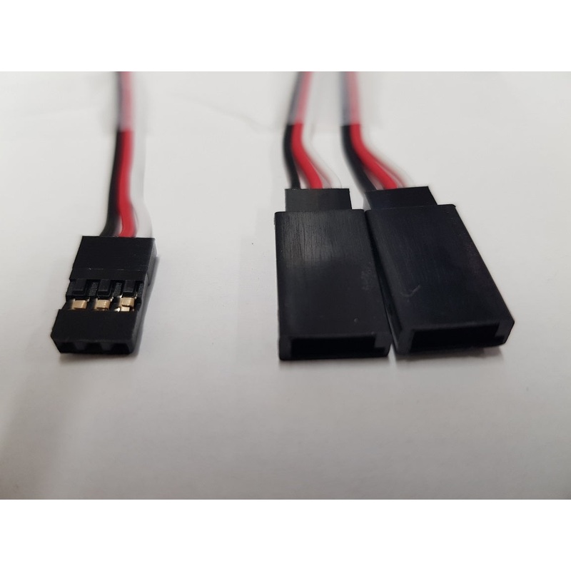 400mm JR to Futaba Universal Servo Extension Y Lead