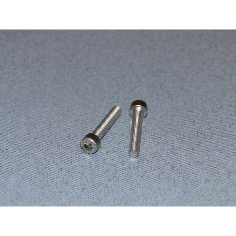 Radio Active Stainless Steel Socket Head Screw M5x30mm (Pk2) SCR01/30M5