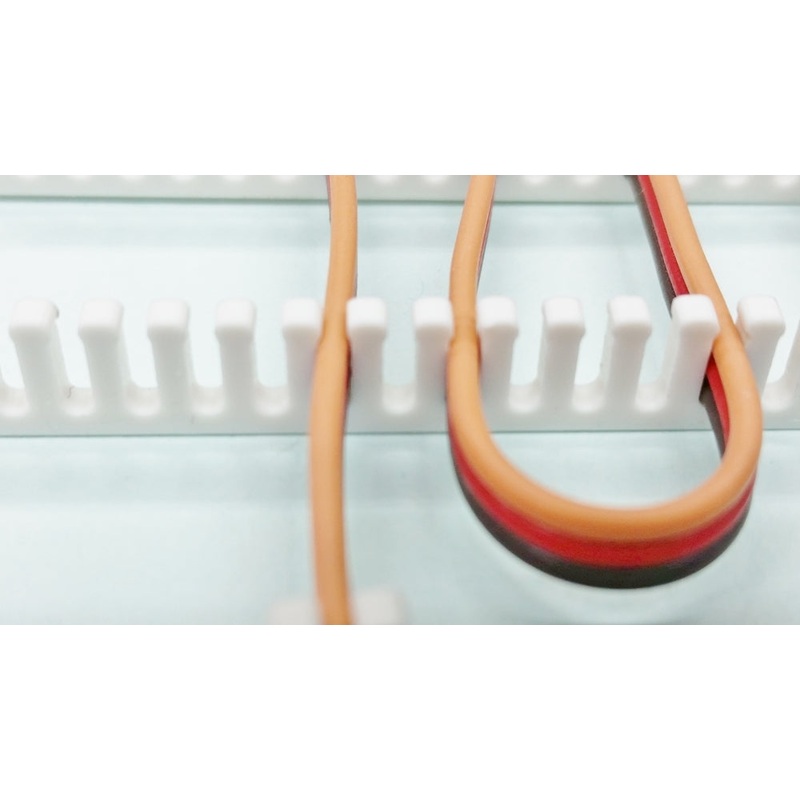 Cable Holder Flat Servo Wire 1.7mm White Click Holder from STV-Tech 012-05